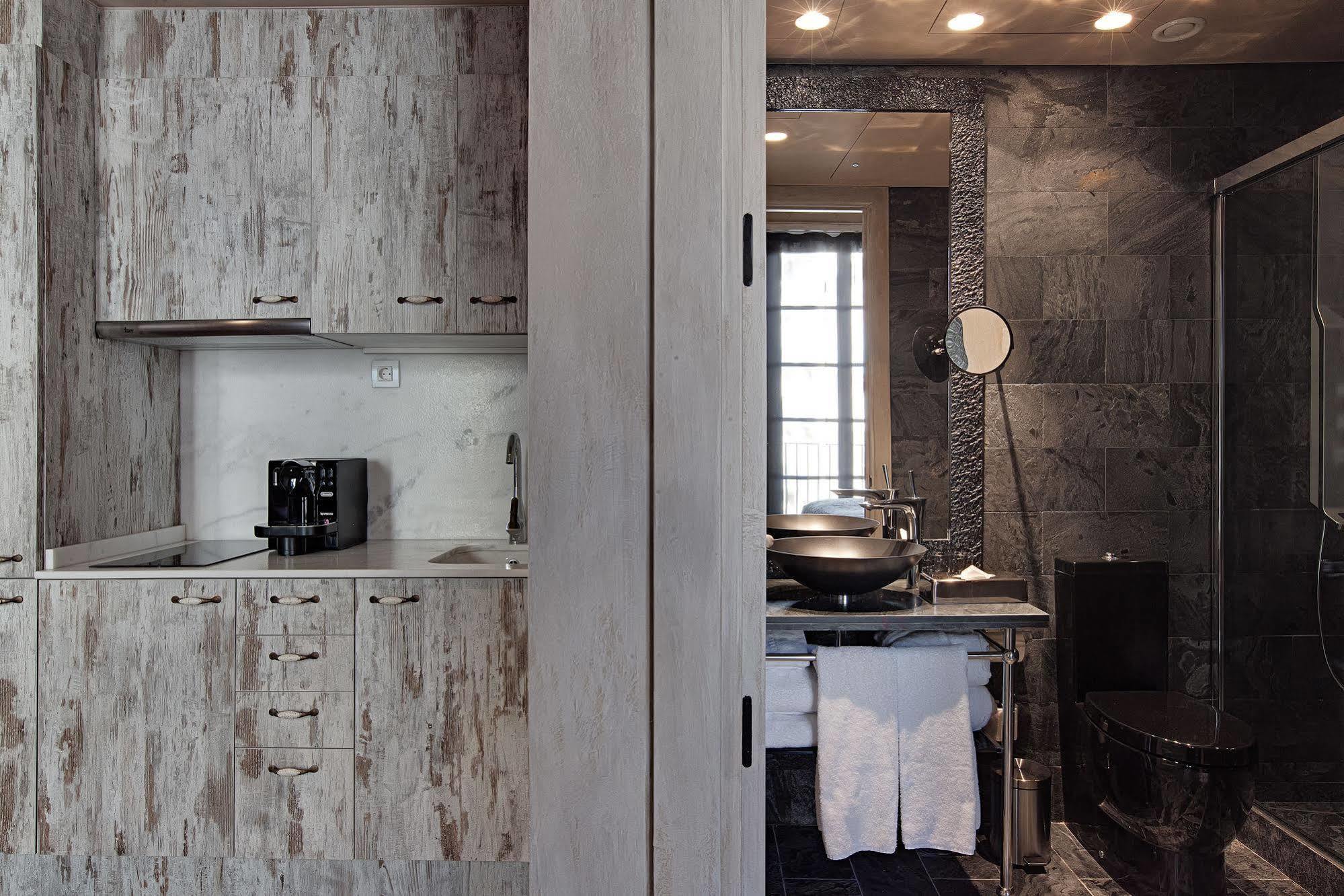 Arai 4* Superior Hotel 4*