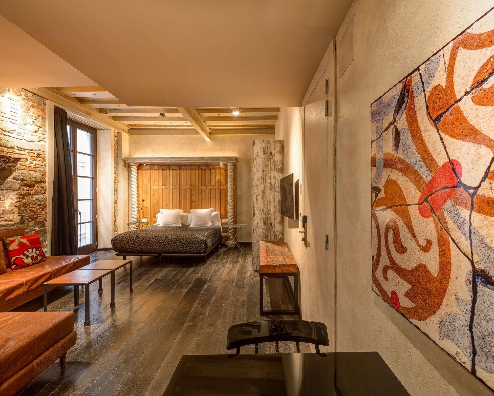 Arai 4* Superior 4* Barcelone